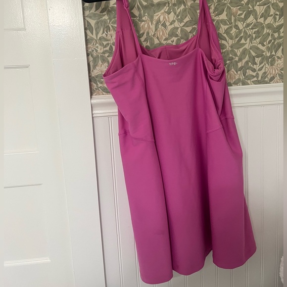 Abercrombie work out dress - Picture 2 of 2